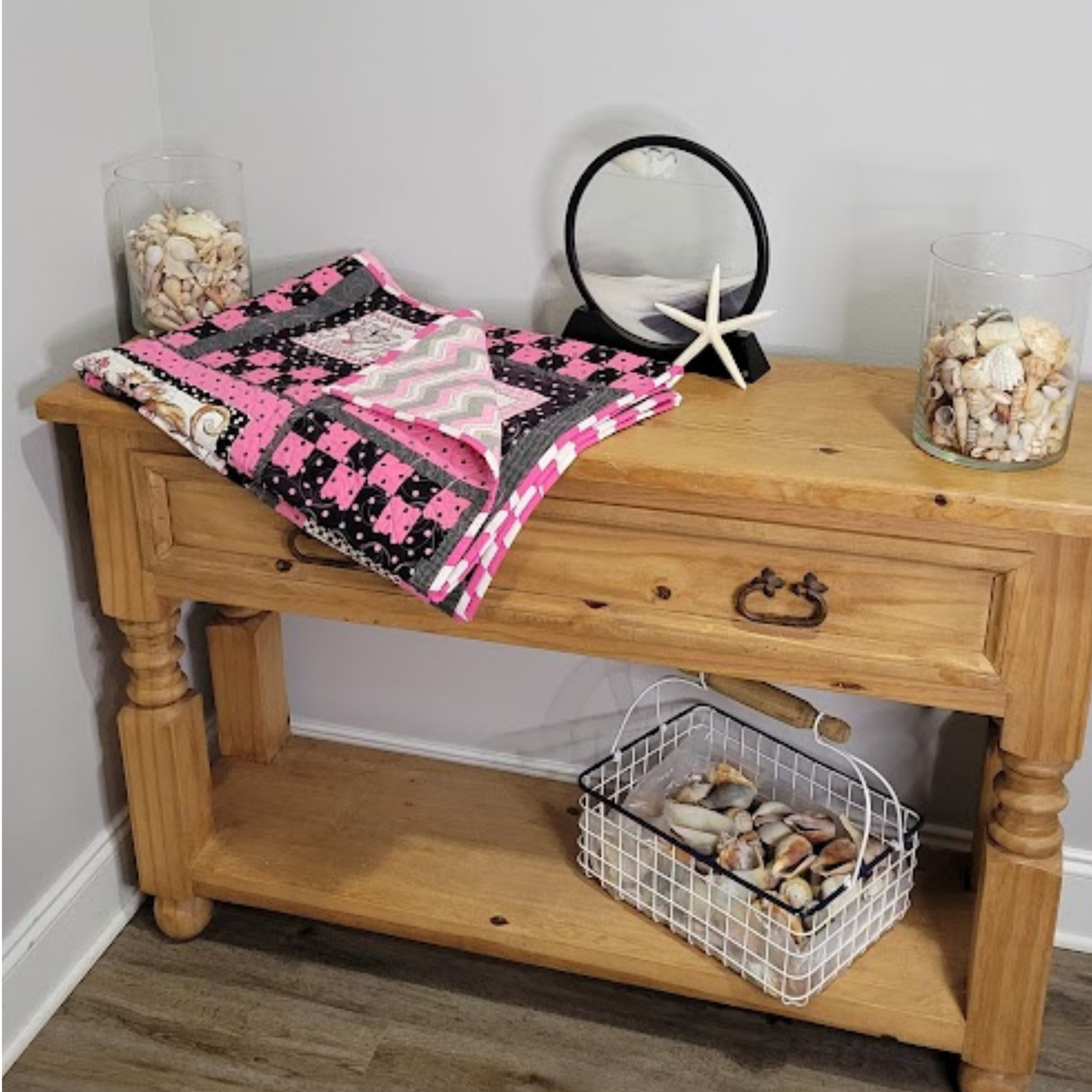 Wall Hanging with Cats, Pink and Black Polkadots