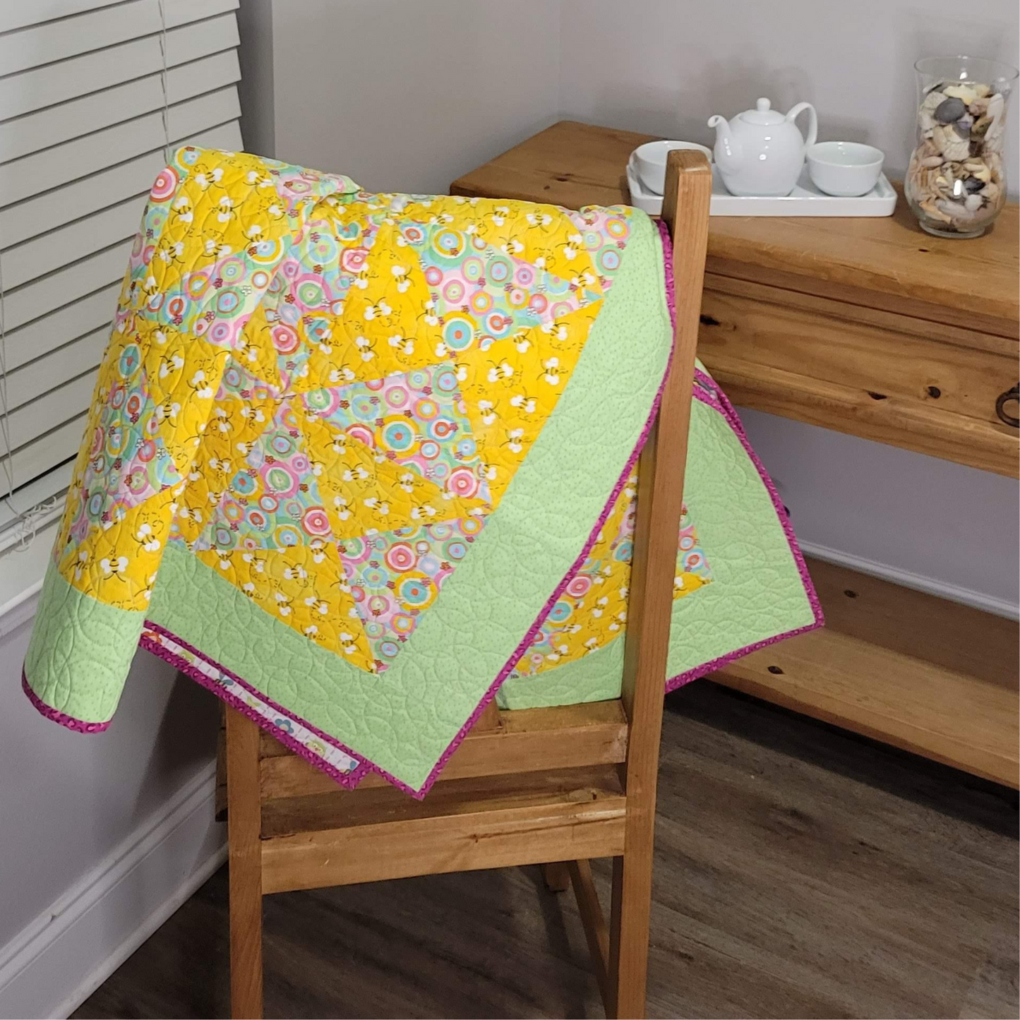 Bumble Bees Baby Quilt