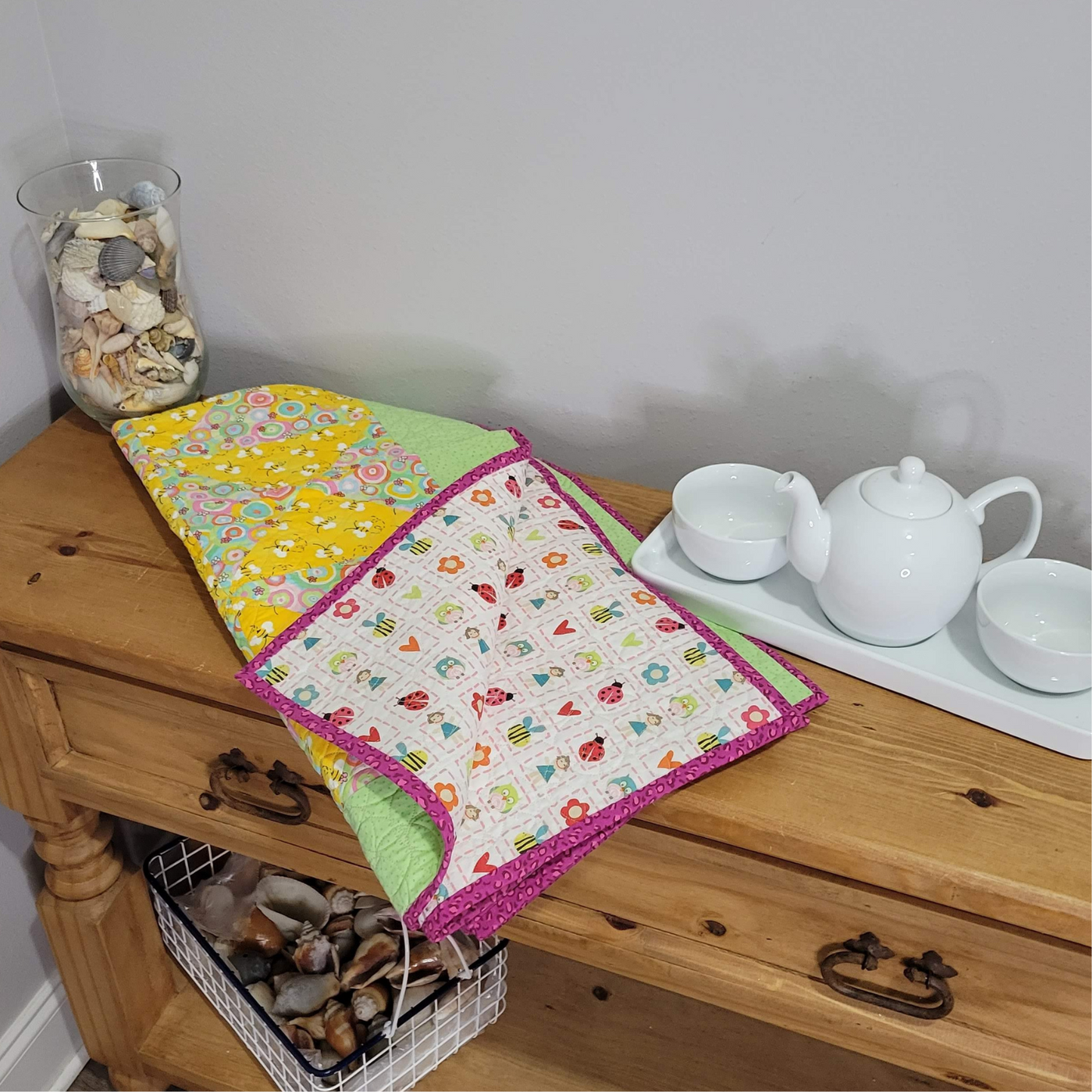 Bumble Bees Baby Quilt