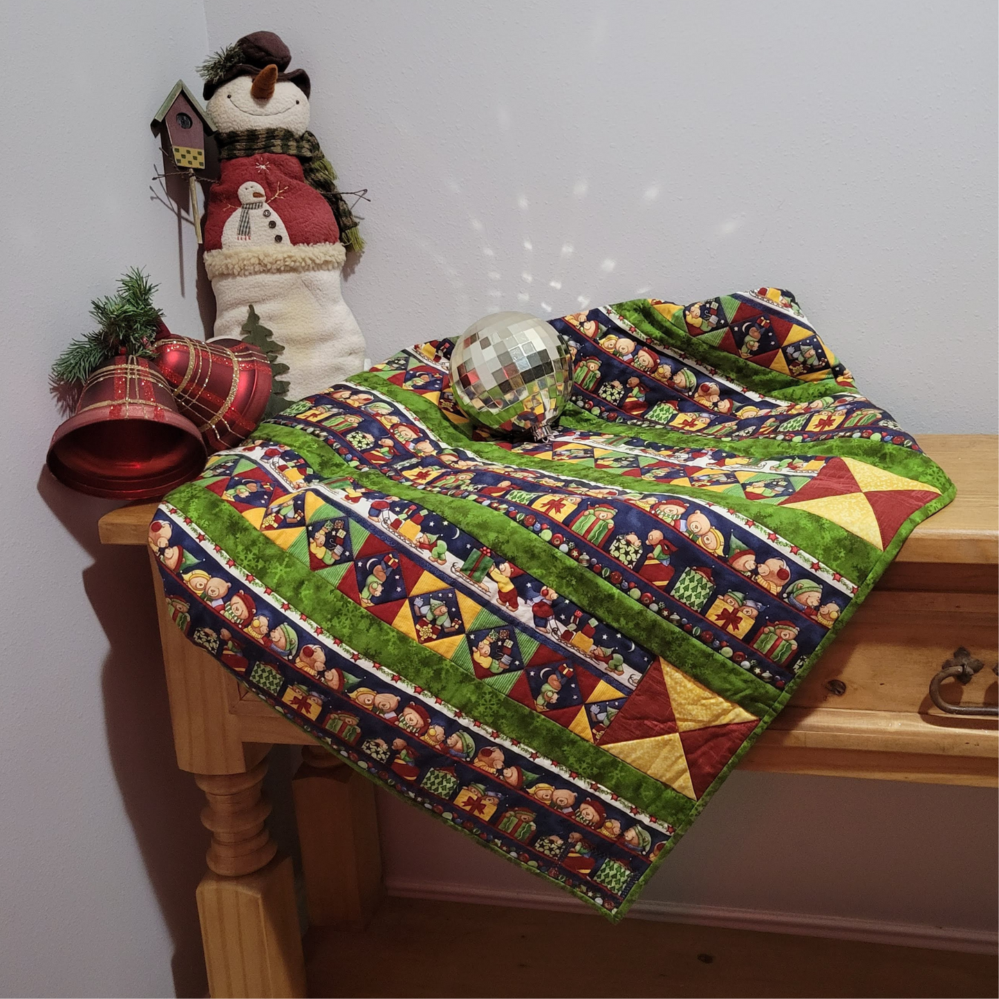 Christmas Presents Wall Hanging or Baby Quilt