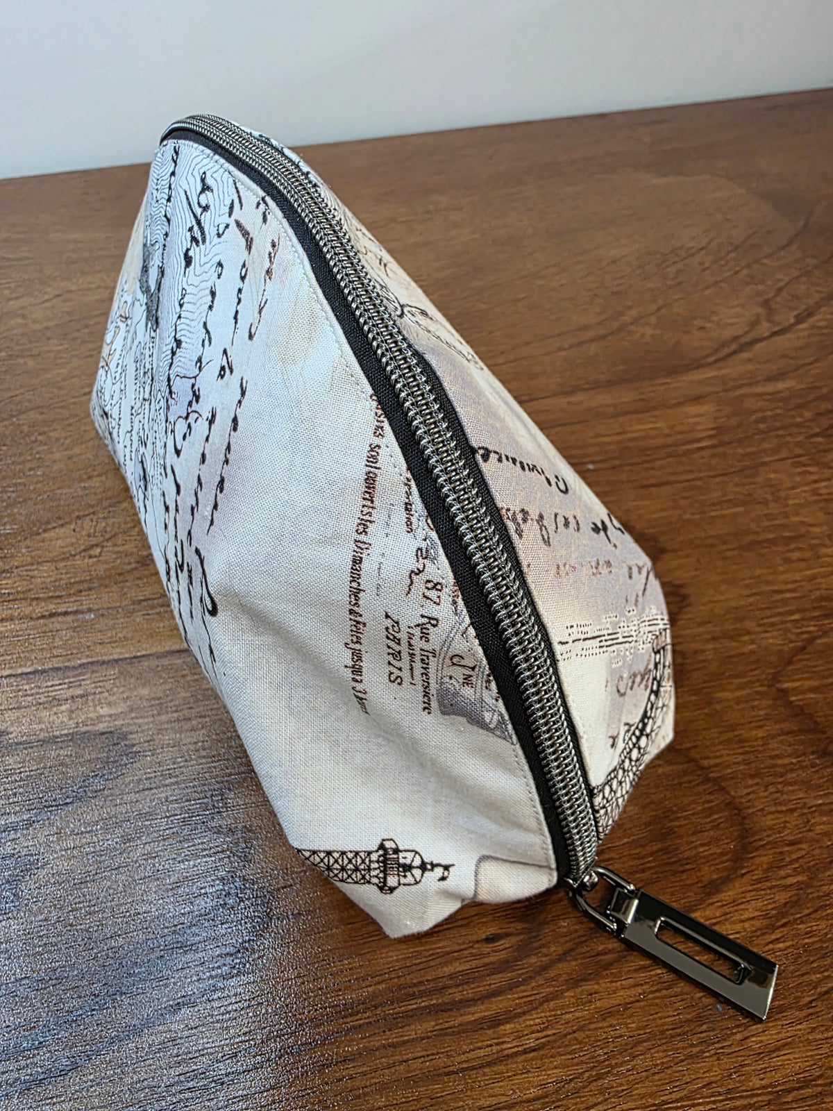 Small Wide-Open Makeup & Travel Bag