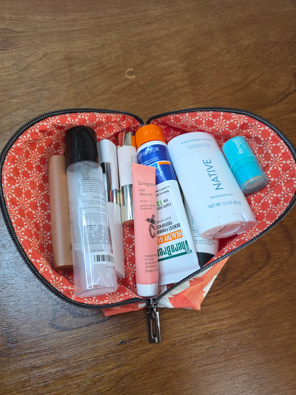 Small Wide-Open Makeup & Travel Bag